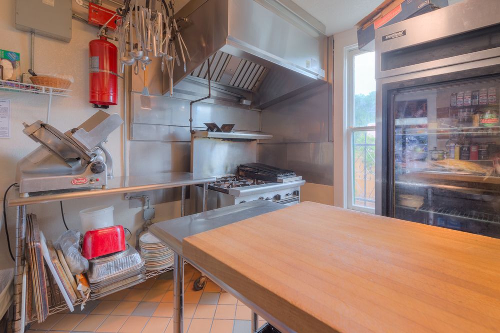 Successful Restaurant Off Busy Road: 412 S Woodland Blvd, DeLand, FL 32720